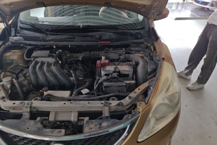 Used Nissan Tiida 2011 1.6L CVT Comfort Model Engine Bay Left