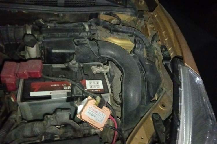 Used Nissan Tiida 2011 1.6L CVT Smart Version Engine Bay Left