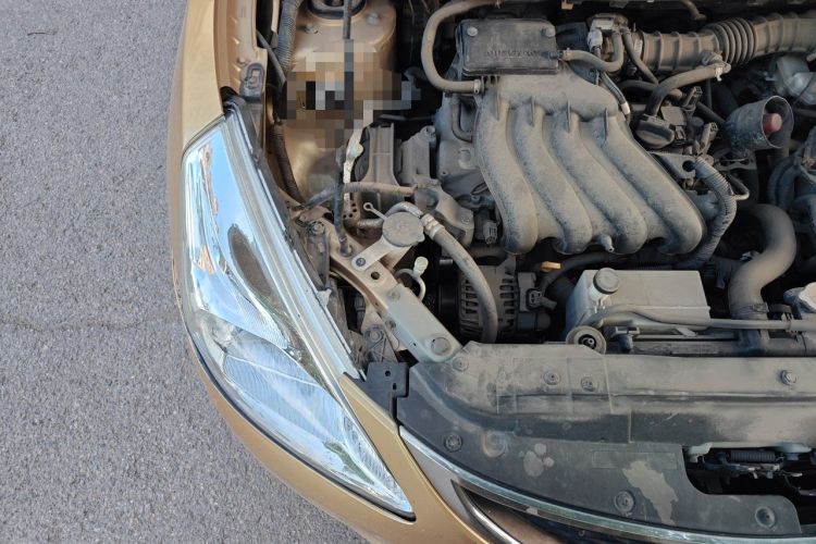 Used Nissan Tiida 2011 1.6L CVT Comfort Model Engine Bay Right