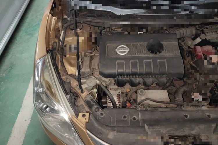 Used Nissan Tiida 2011 1.6L CVT Smart Version Engine Bay Right