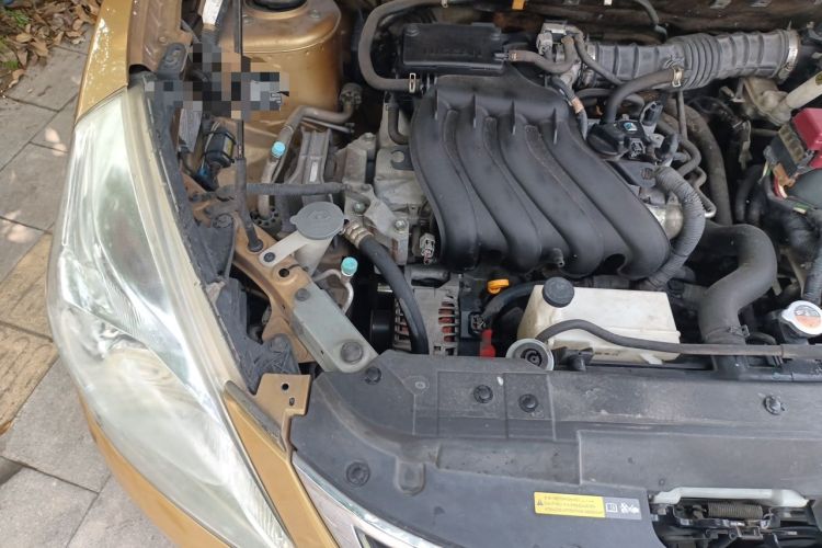 Used Nissan Tiida 2011 1.6L CVT Comfort Model Engine Bay Right