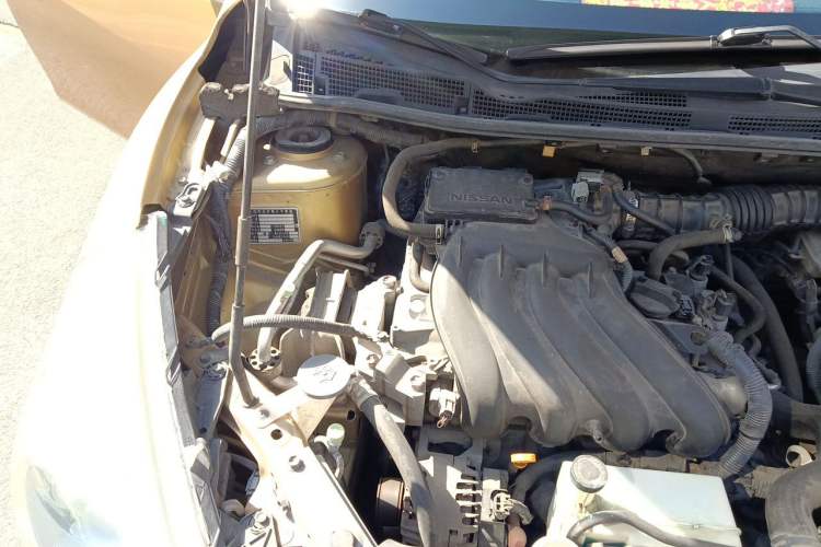 Used Nissan Tiida 2011 1.6L CVT Comfort Model Engine Bay Right