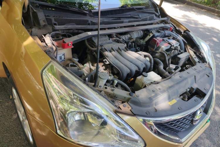 Used Nissan Tiida 2011 1.6L CVT Comfort Model Engine Bay Right