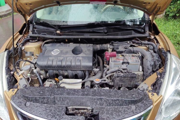 Used Nissan Tiida 2011 1.6L CVT Smart Version Engine Bay