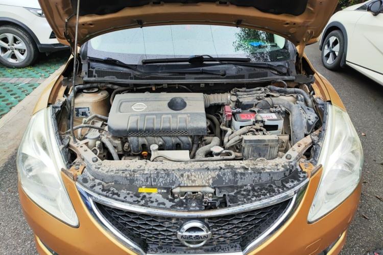 Used Nissan Tiida 2011 1.6L CVT Smart Version Engine Bay