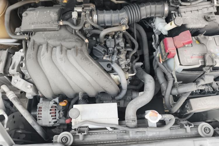 Used Nissan Tiida 2011 1.6L Manual Comfort Edition Engine Bay
