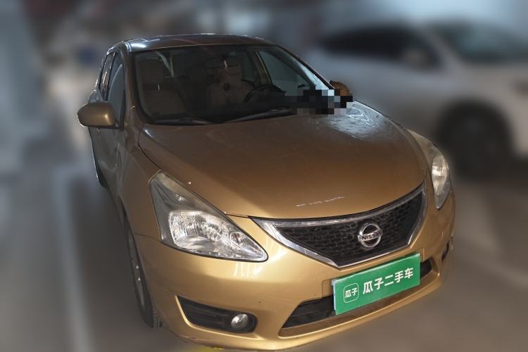 Used Nissan Tiida 2011 1.6L CVT Smart Version Front Right 45 Deg