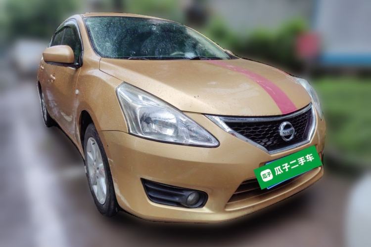Used Nissan Tiida 2011 1.6L CVT Smart Version Front Right 45 Deg