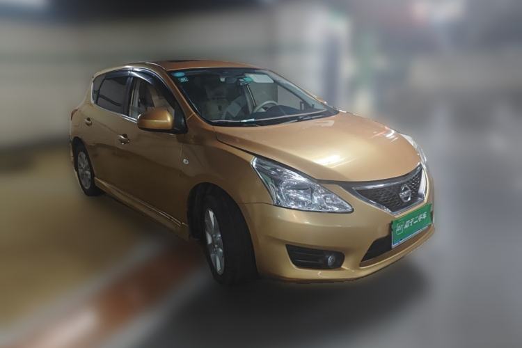 Used Nissan Tiida 2011 1.6L Manual Smart Version Front Right 45 Deg
