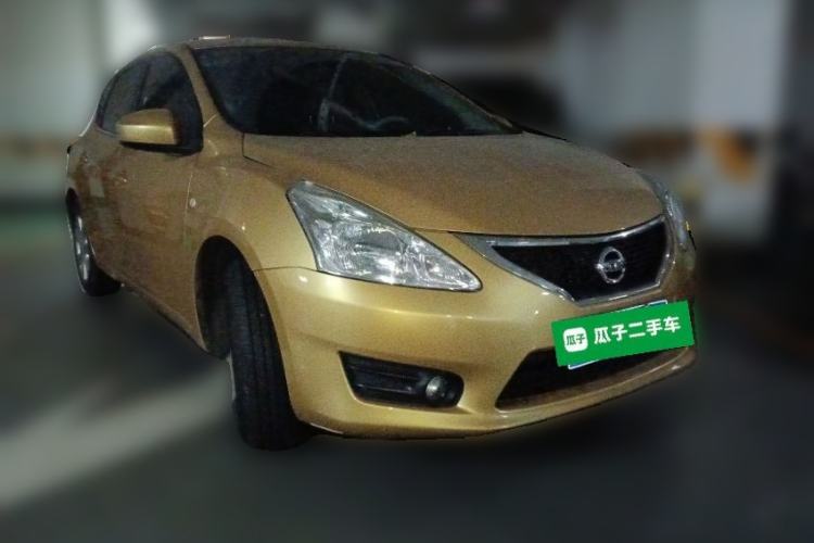 Used Nissan Tiida 2011 1.6L CVT Smart Version Front Right 45 Deg