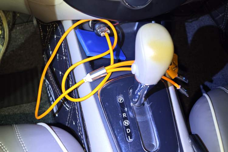 Used Nissan Tiida 2011 1.6L CVT Smart Version Gear Lever