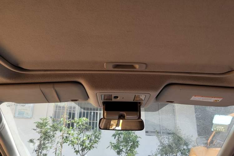 Used Nissan Tiida 2011 1.6L CVT Smart Version Headliner