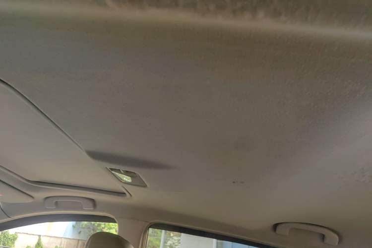 Used Nissan Tiida 2011 1.6L CVT Comfort Model Headliner