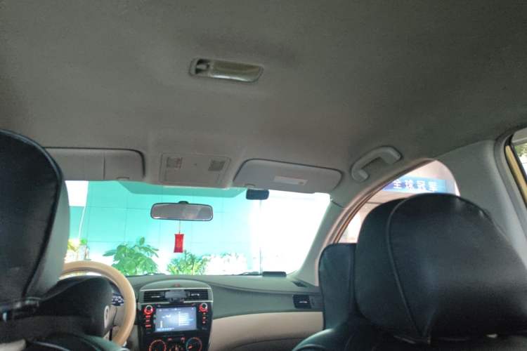 Used Nissan Tiida 2011 1.6L CVT Comfort Model Headliner