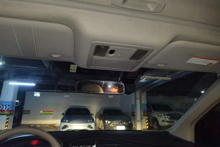 Used Nissan Tiida 2011 1.6L CVT Smart Version Headliner