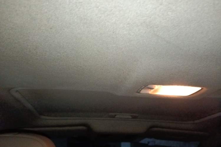 Used Nissan Tiida 2011 1.6L CVT Smart Version Headliner