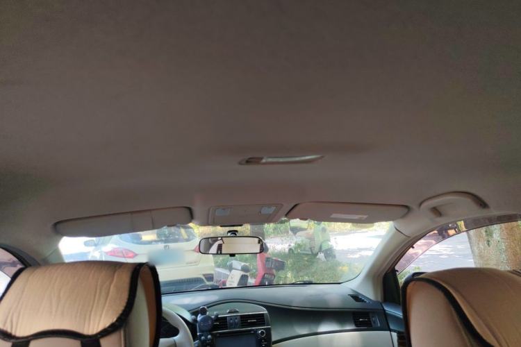 Used Nissan Tiida 2011 1.6L CVT Comfort Model Headliner