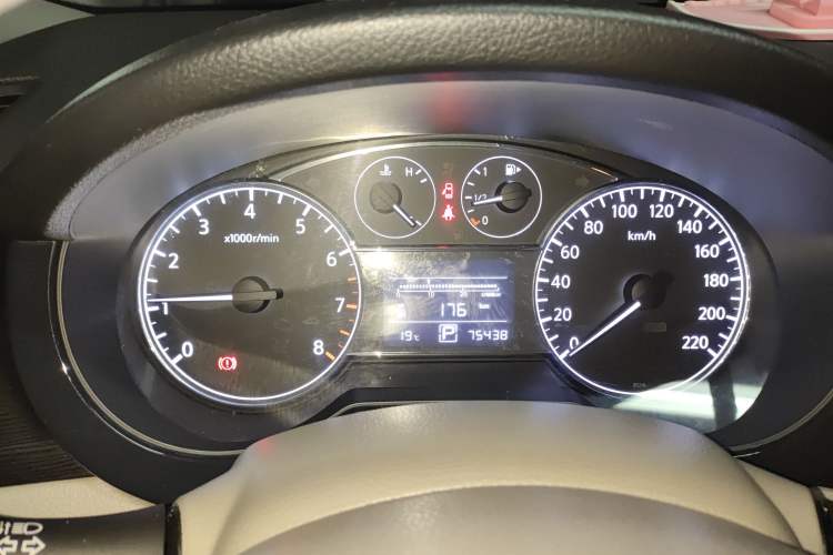 Used Nissan Tiida 2011 1.6L CVT Smart Version Instrument Cluster