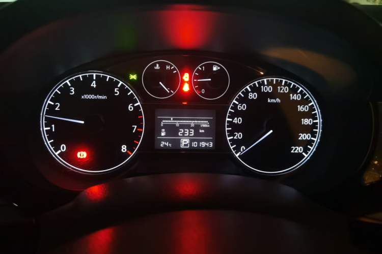 Used Nissan Tiida 2011 1.6L CVT Smart Version Instrument Cluster