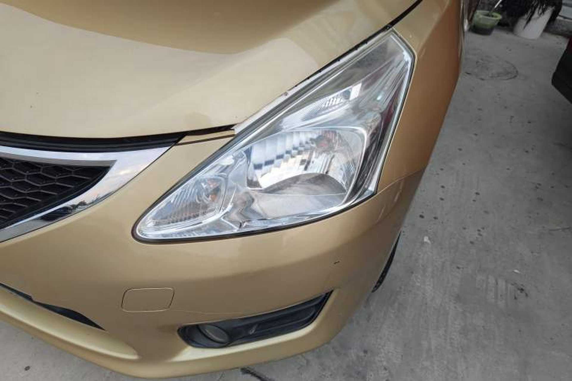 Used Nissan Tiida 2011 1.6L CVT Smart Version Left Front Headlight