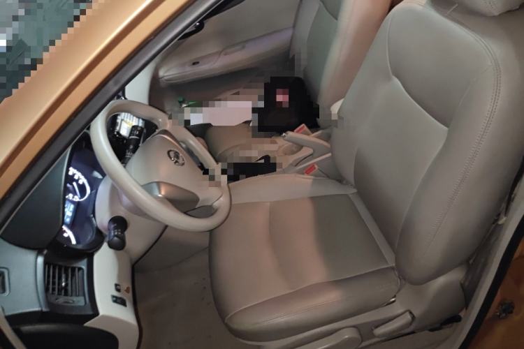 Used Nissan Tiida 2011 1.6L CVT Smart Version Left Front Seat