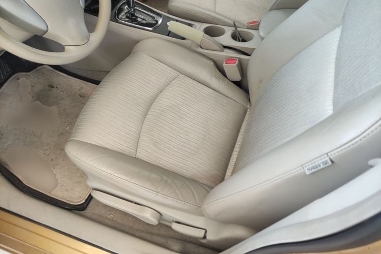 Used Nissan Tiida 2011 1.6L CVT Smart Version Left Front Seat