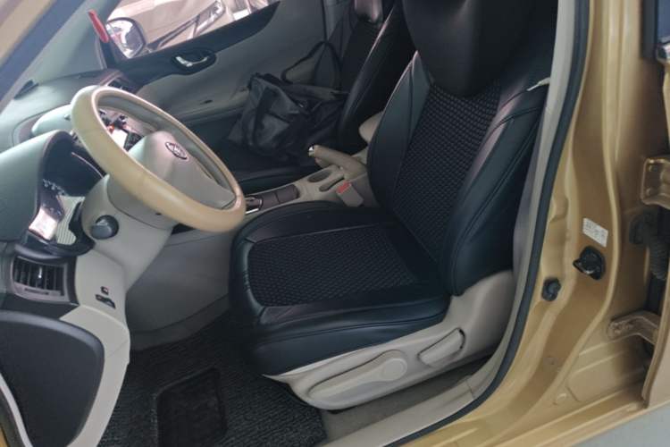 Used Nissan Tiida 2011 1.6L CVT Comfort Model Left Front Seat