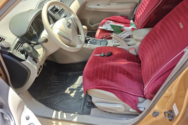 Used Nissan Tiida 2011 1.6L CVT Smart Version Left Front Seat