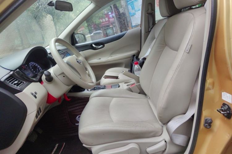 Used Nissan Tiida 2011 1.6L CVT Smart Version Left Front Seat