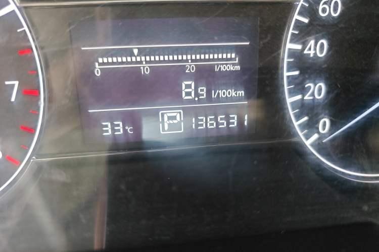 Used Nissan Tiida 2011 1.6L CVT Comfort Model Odometer Close Up