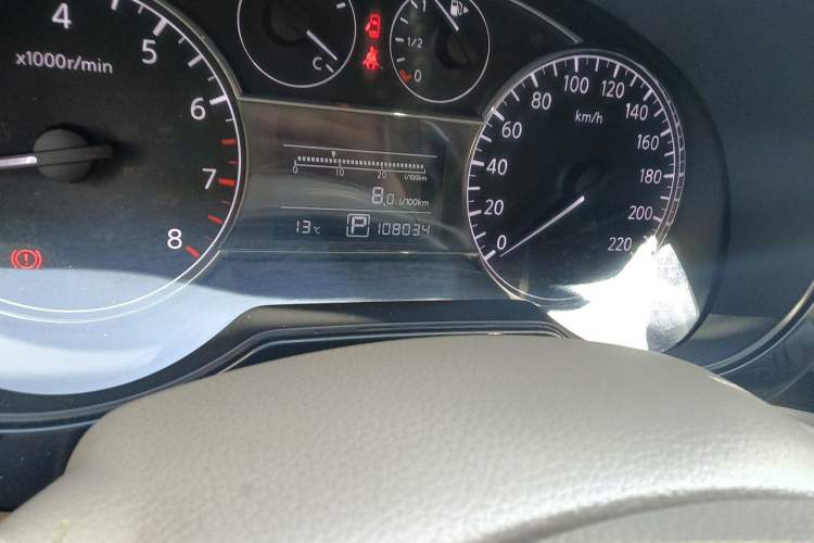 Used Nissan Tiida 2011 1.6L CVT Comfort Model Odometer Close Up