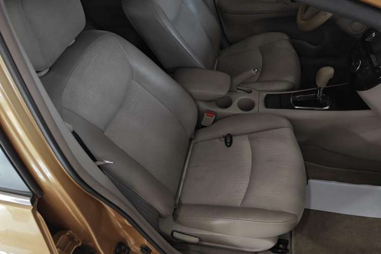 Used Nissan Tiida 2011 1.6L CVT Smart Version Right Front Seat
