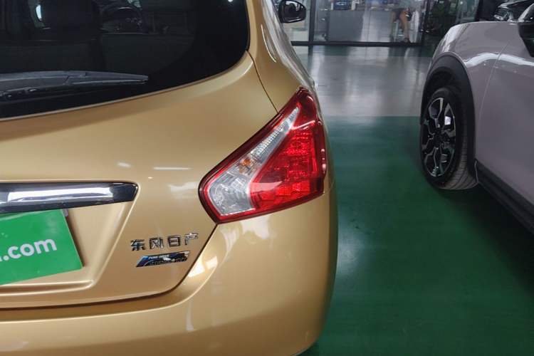 Used Nissan Tiida 2011 1.6L CVT Comfort Model Right Rear Taillight