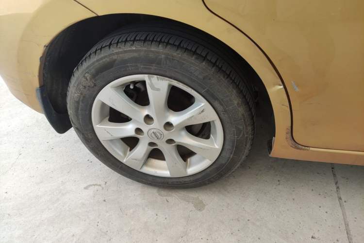 Used Nissan Tiida 2011 1.6L CVT Smart Version Right Rear Wheel Hub