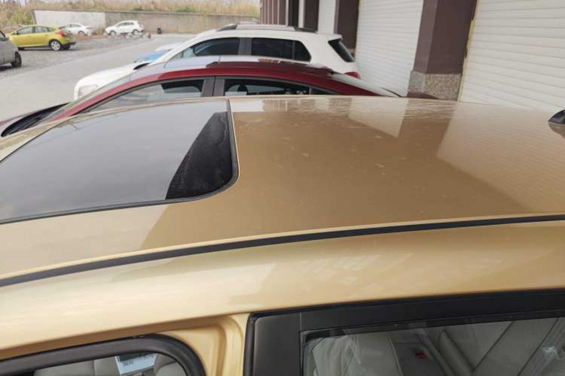 Used Nissan Tiida 2011 1.6L CVT Smart Version Roof