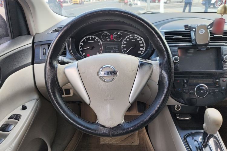 Used Nissan Tiida 2011 1.6L CVT Smart Version Steering Wheel