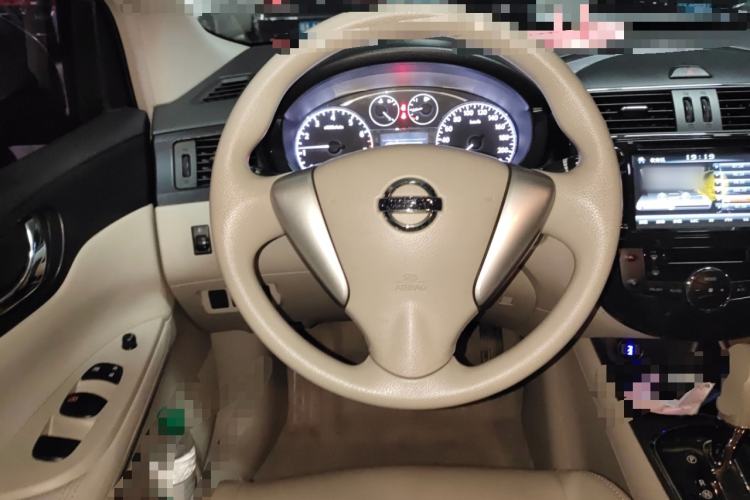 Used Nissan Tiida 2011 1.6L CVT Smart Version Steering Wheel