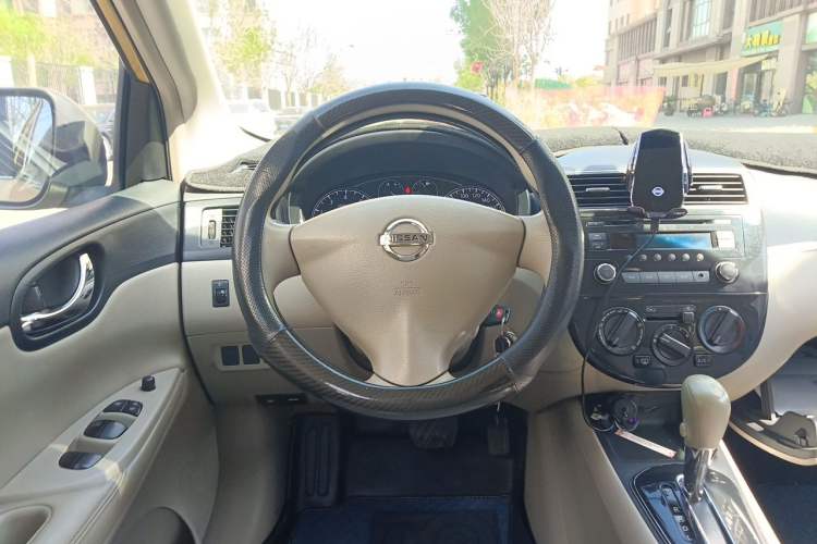 Used Nissan Tiida 2011 1.6L CVT Comfort Model Steering Wheel
