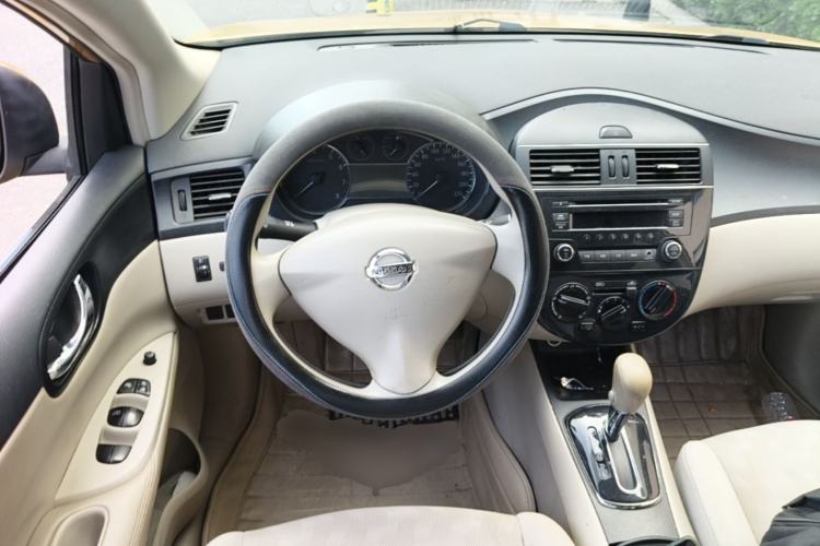 Used Nissan Tiida 2011 1.6L CVT Comfort Model Steering Wheel
