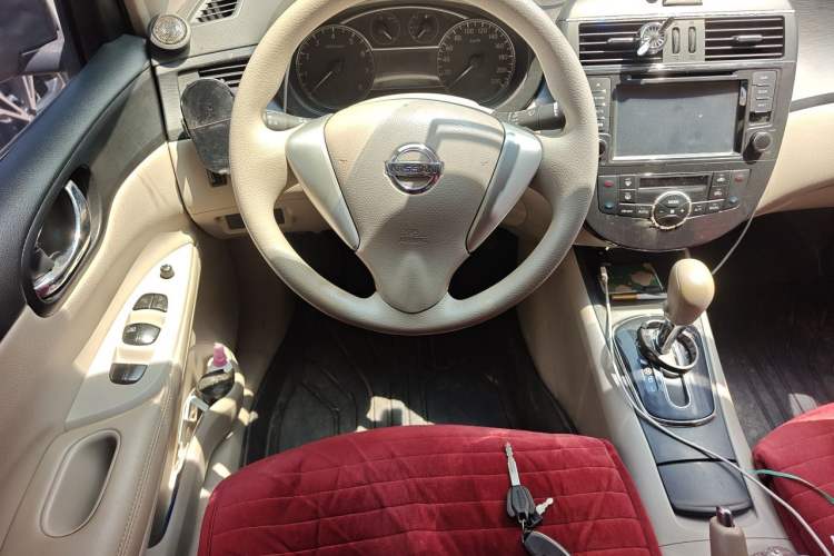Used Nissan Tiida 2011 1.6L CVT Smart Version Steering Wheel