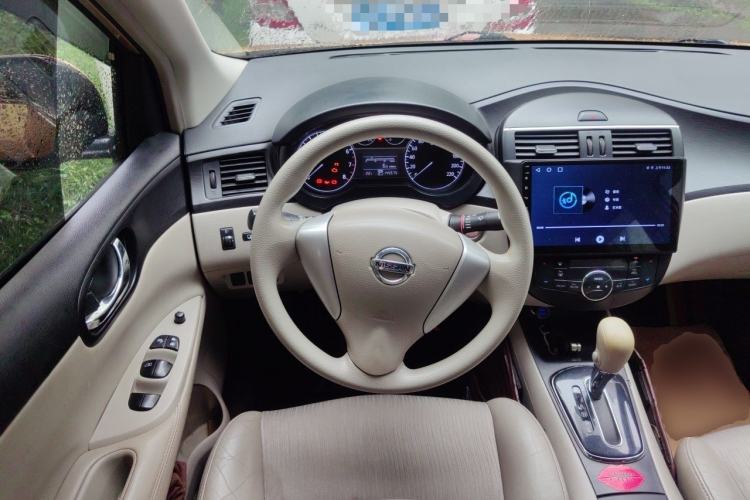 Used Nissan Tiida 2011 1.6L CVT Smart Version Steering Wheel