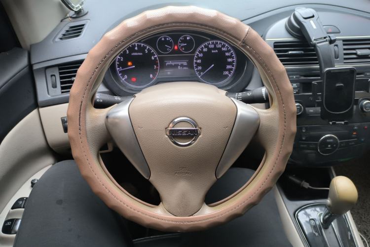 Used Nissan Tiida 2011 1.6L CVT Smart Version Steering Wheel