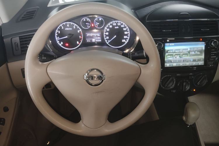 Used Nissan Tiida 2011 1.6L CVT Comfort Model Steering Wheel