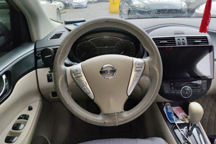 Used Nissan Tiida 2011 1.6L CVT Smart Version Steering Wheel