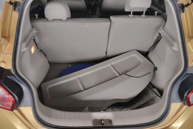 Used Nissan Tiida 2011 1.6L CVT Comfort Model Trunk