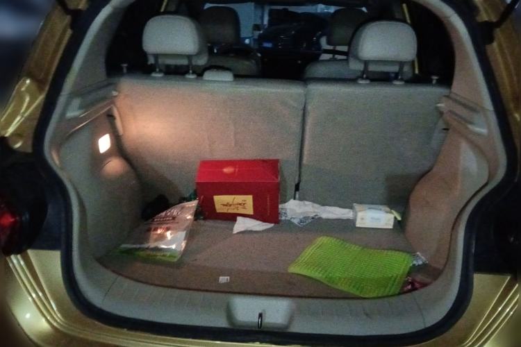 Used Nissan Tiida 2011 1.6L CVT Smart Version Trunk