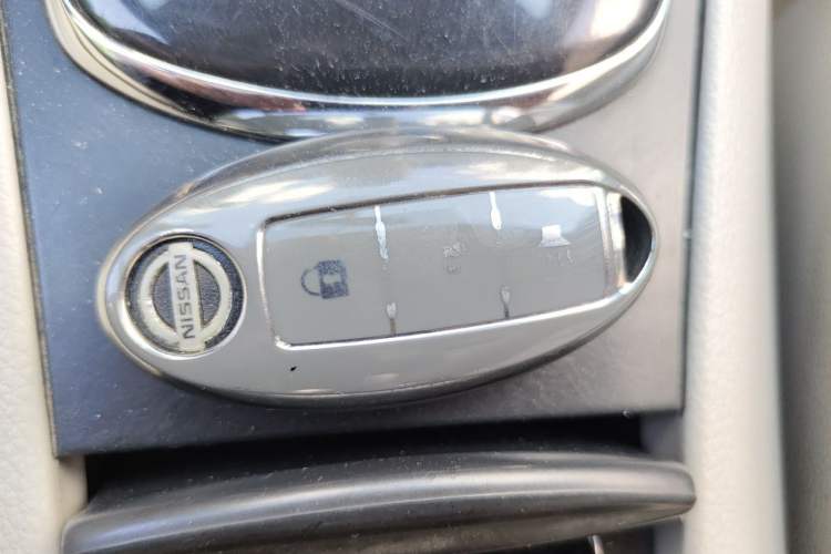 Used Nissan Tiida 2011 1.6L CVT Smart Version Vehicle Key