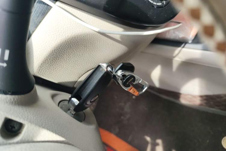 Used Nissan Tiida 2011 1.6L CVT Comfort Model Vehicle Key