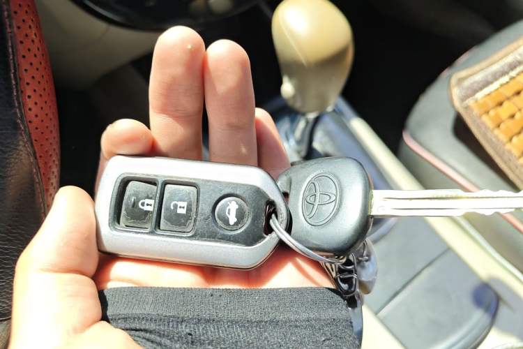 Used Nissan Tiida 2011 1.6L CVT Comfort Model Vehicle Key