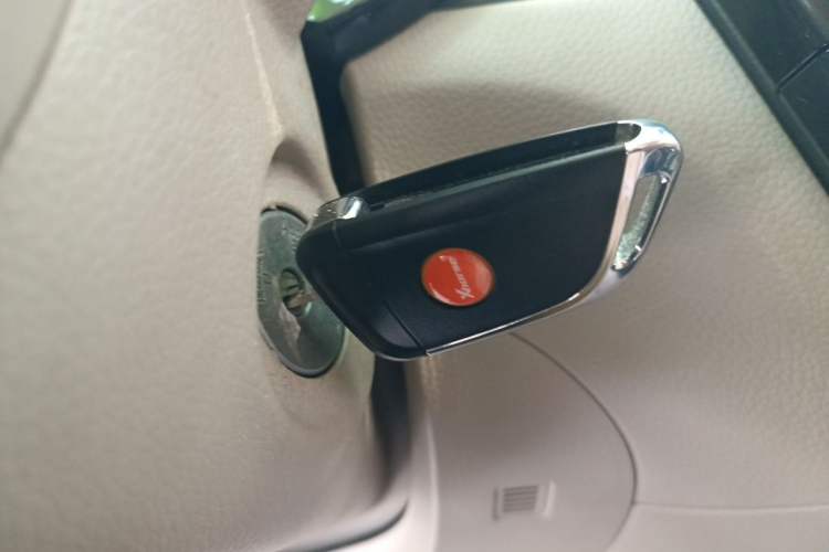 Used Nissan Tiida 2011 1.6L CVT Comfort Model Vehicle Key